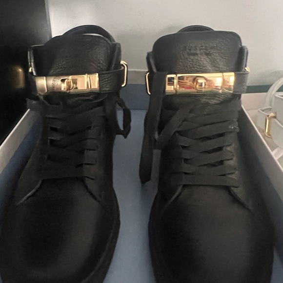 Buscemi Twist-Lock Detail High Top
Sneakers size 9 - Picture 3 of 4